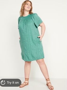 NWT Old Navy sea foam green Flutter Sleeve Smocked Embroidered dress size Large